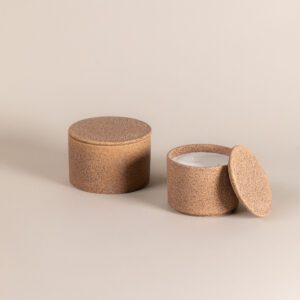 קערת אבן עם מכסה