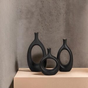 פמוטי אבן אובליים